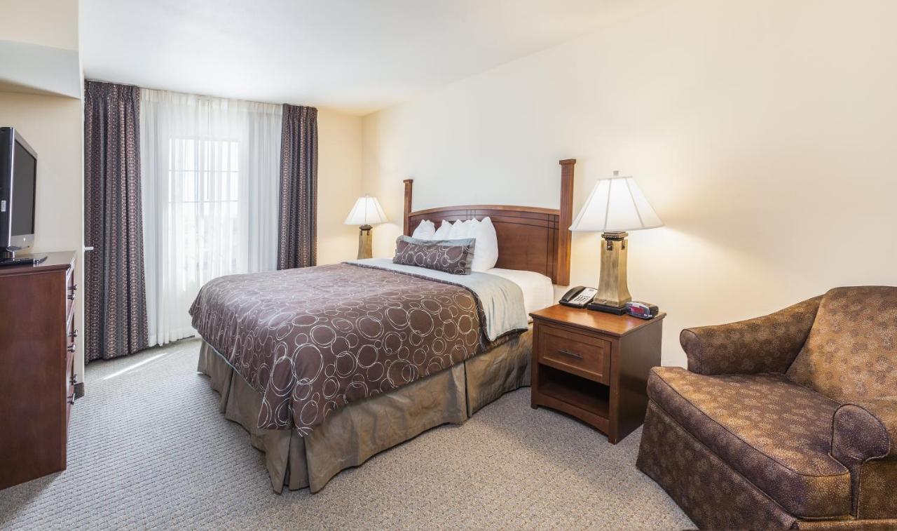 Staybridge Suites El Paso Airport By Ihg Esterno foto