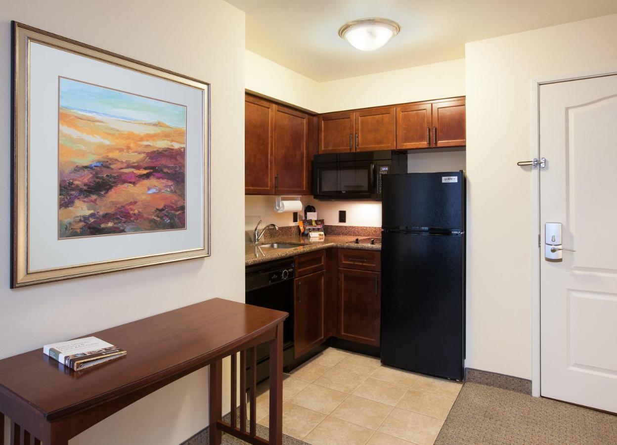 Staybridge Suites El Paso Airport By Ihg Esterno foto